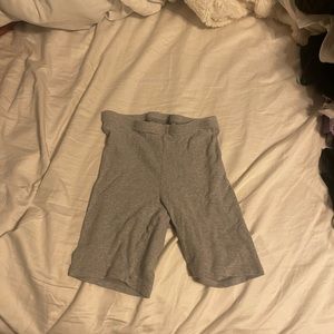 gray biker shorts